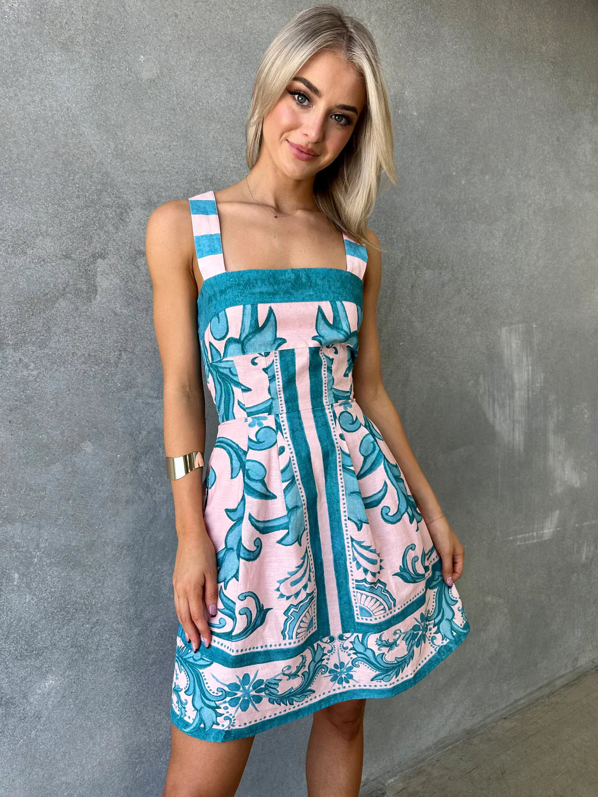 Cassandra Elbisesi