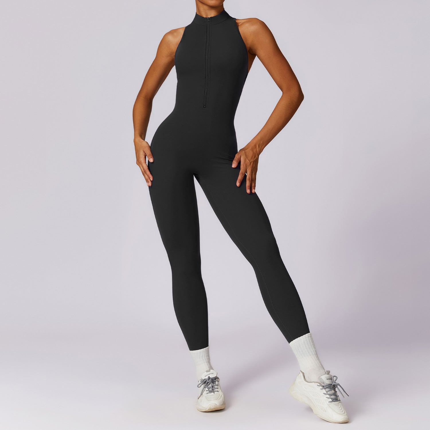 Kolsuz Yüksek Yakalı Bodysuit Tulum