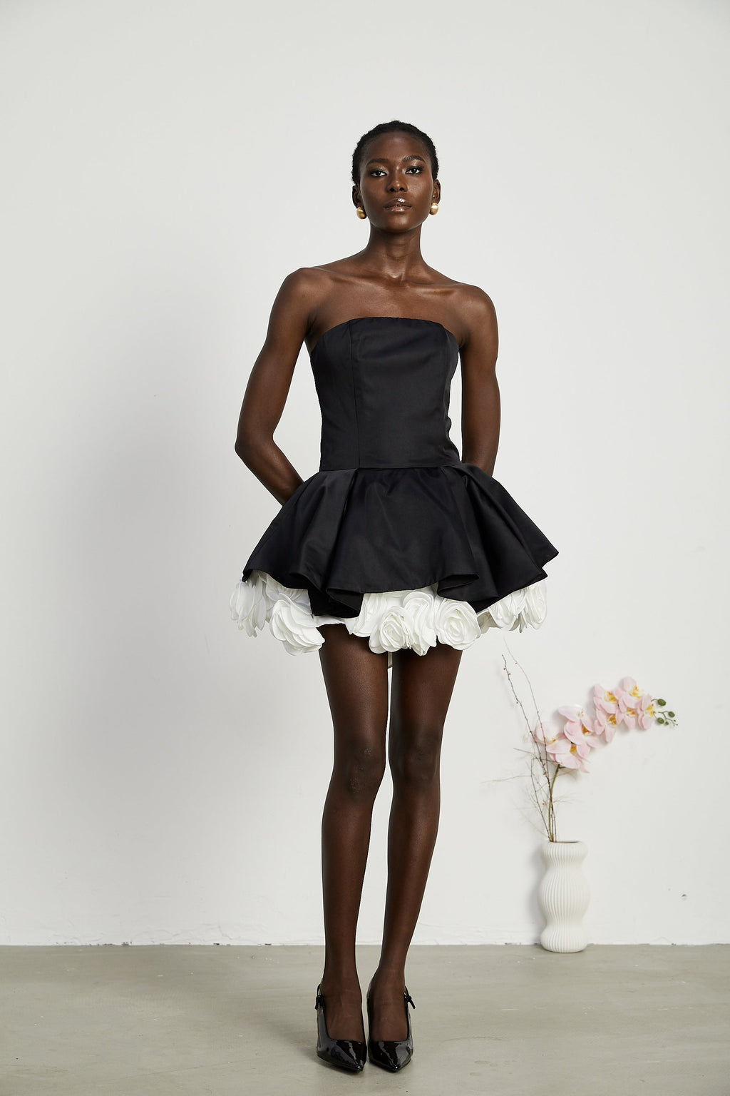 Lucie Siyah Petal Katmanlı Straplez Korse Mini Elbise