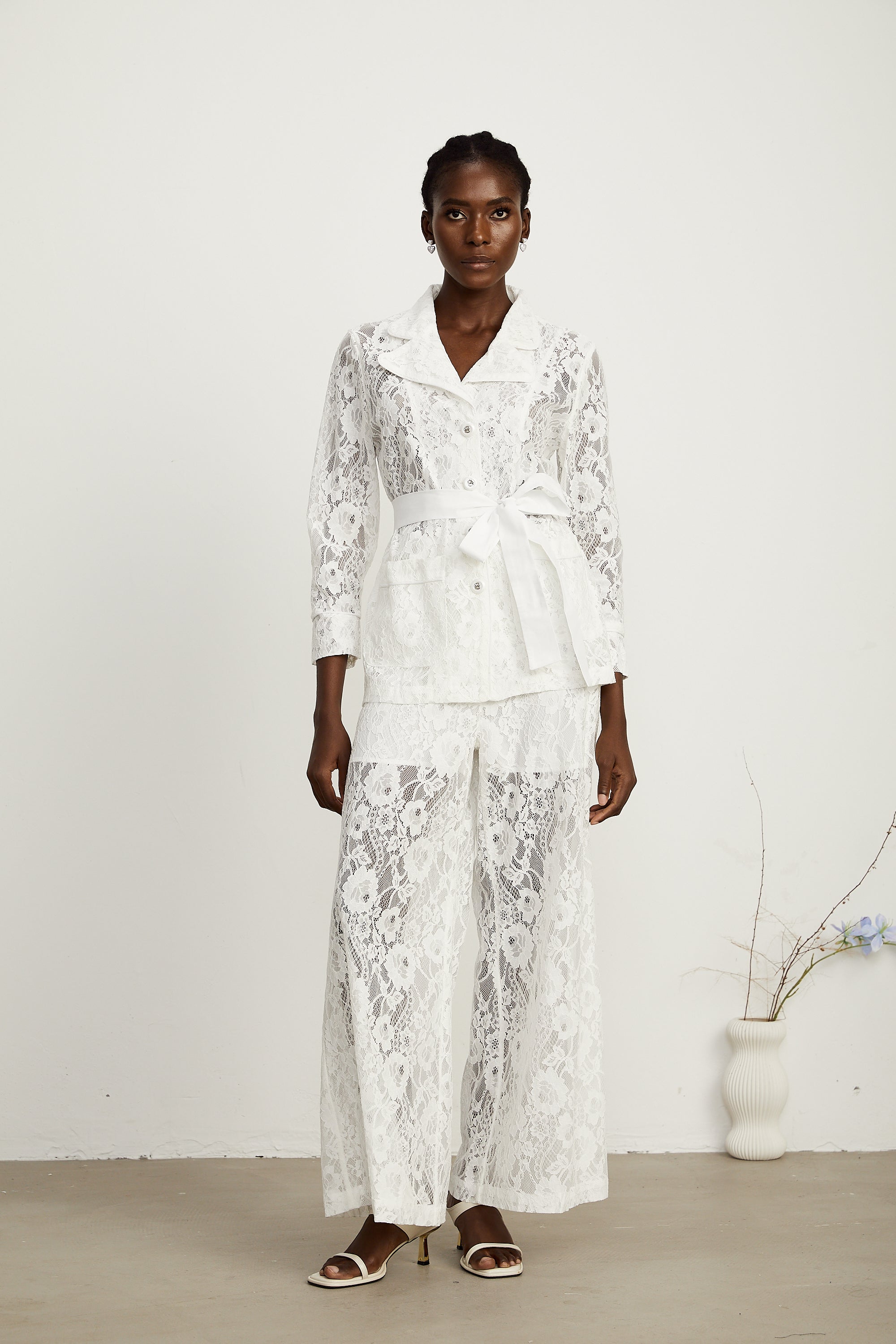 Chloé Beyaz Fitilli Dantel Blazer Ve Pantolon Uyumlu Set