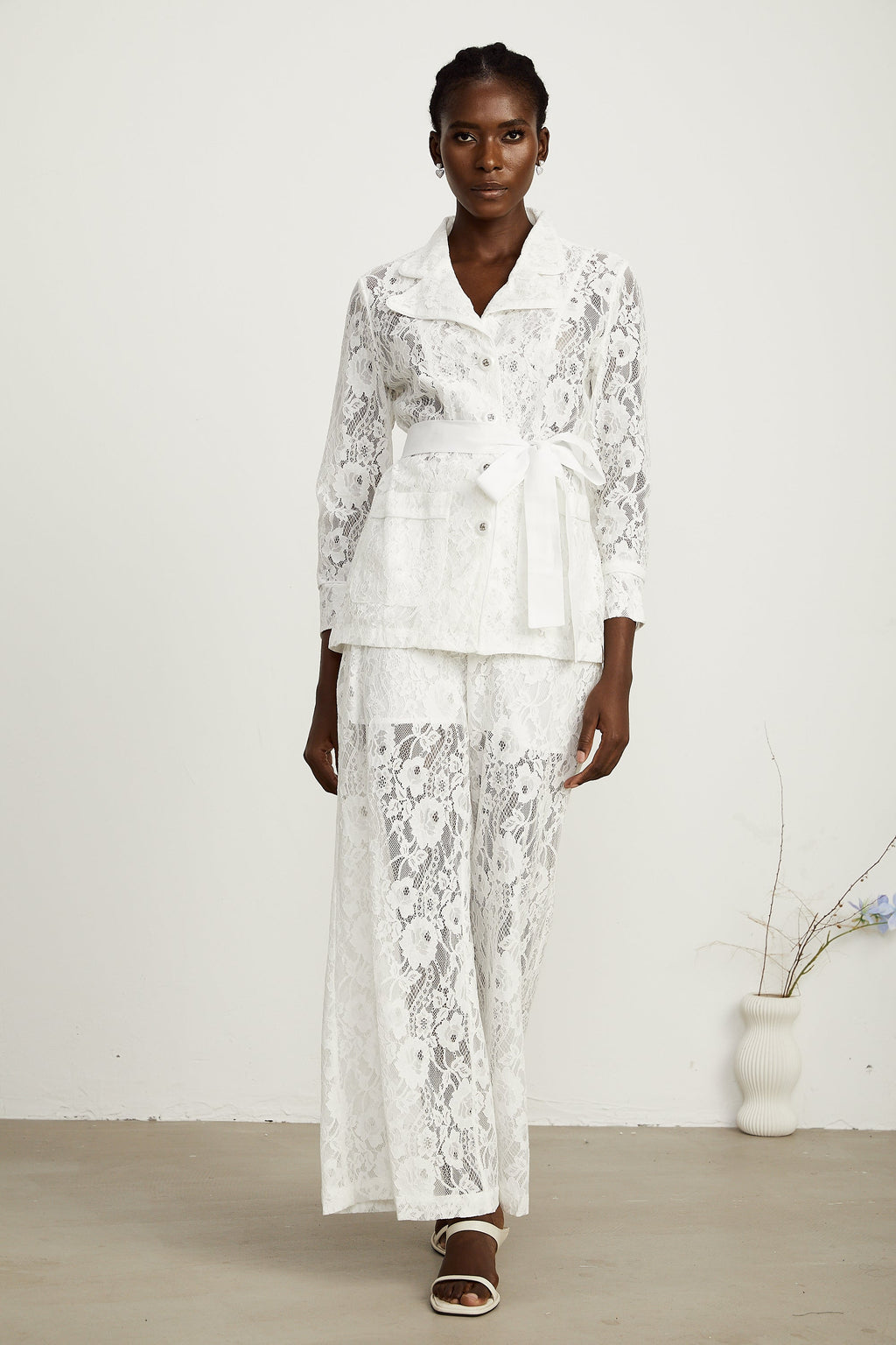 Chloé Beyaz Fitilli Dantel Blazer Ve Pantolon Uyumlu Set
