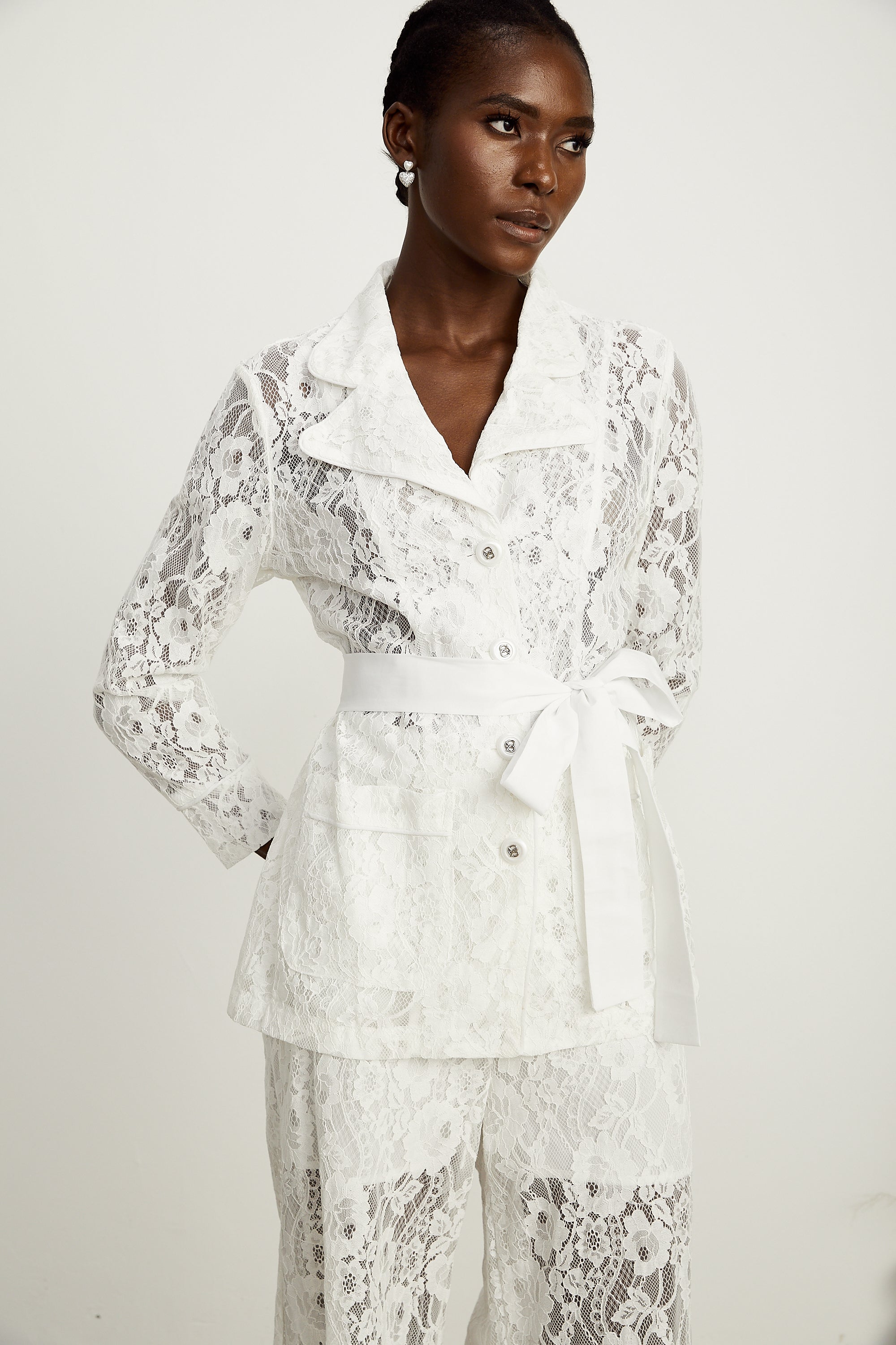 Chloé Beyaz Fitilli Dantel Blazer Ve Pantolon Uyumlu Set
