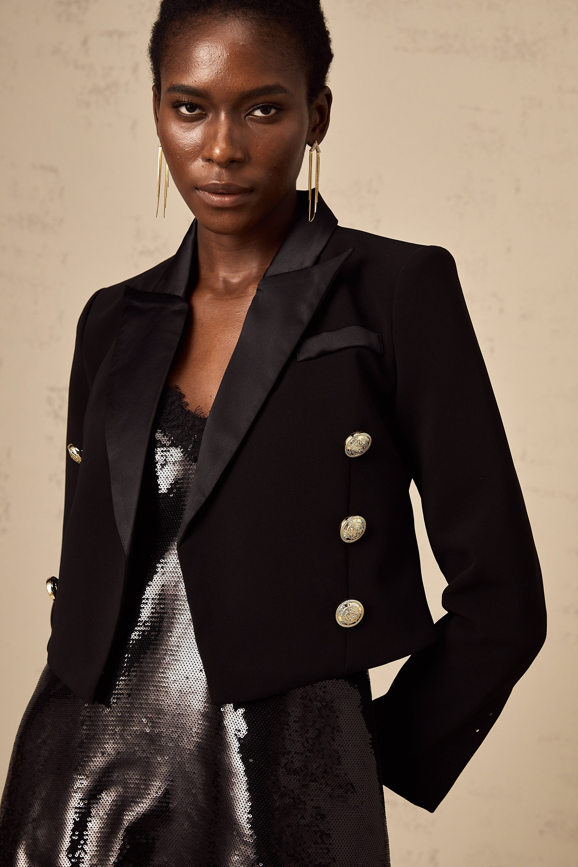 Giulia Siyah Kruvaze Kısa Blazer