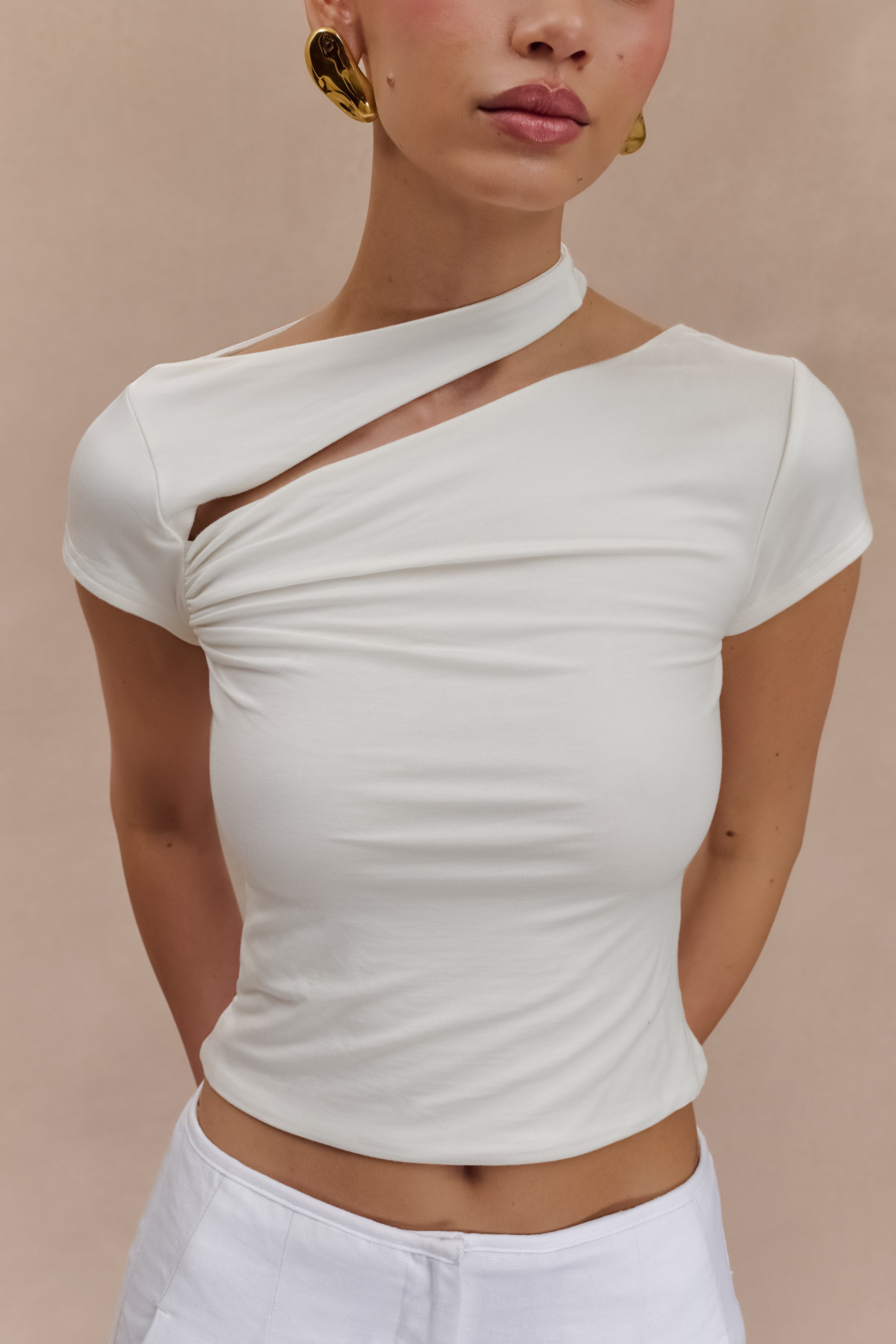 Aurelie Cut Out Kısa Kollu Üst - Fildişi