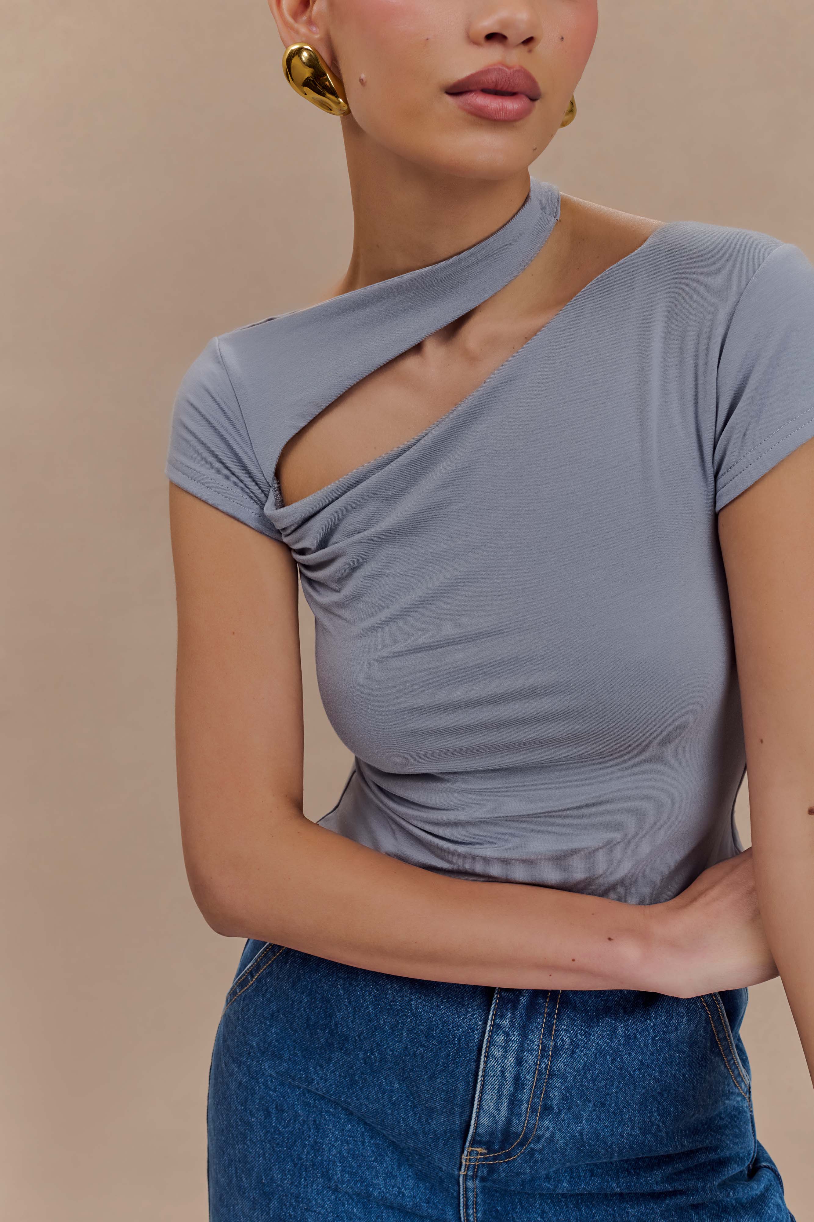 Aurelie Cut Out Kısa Kollu Üst - Barut Grisi