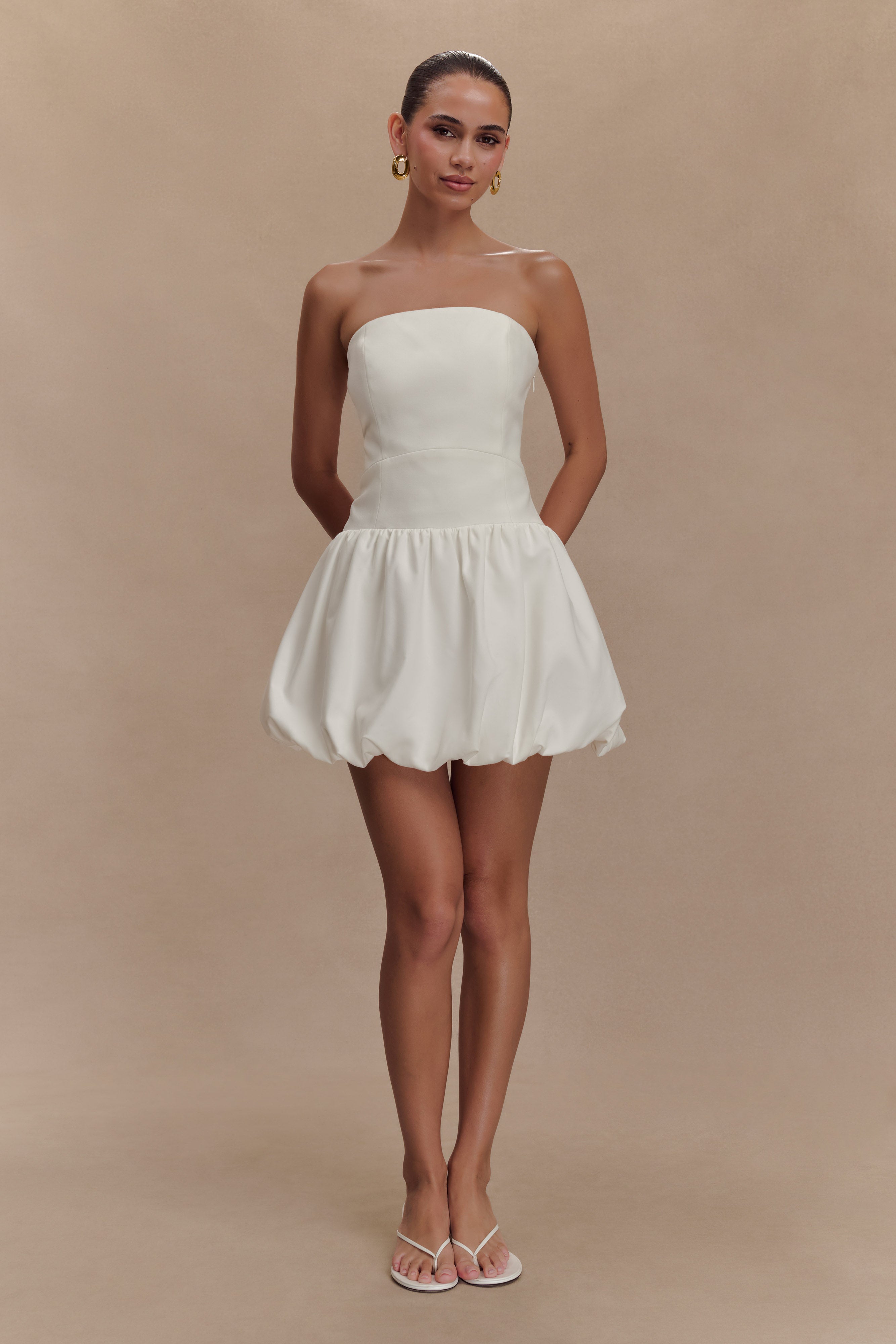 Clementina Straplez Baloncuklu Mini Elbise - Beyaz