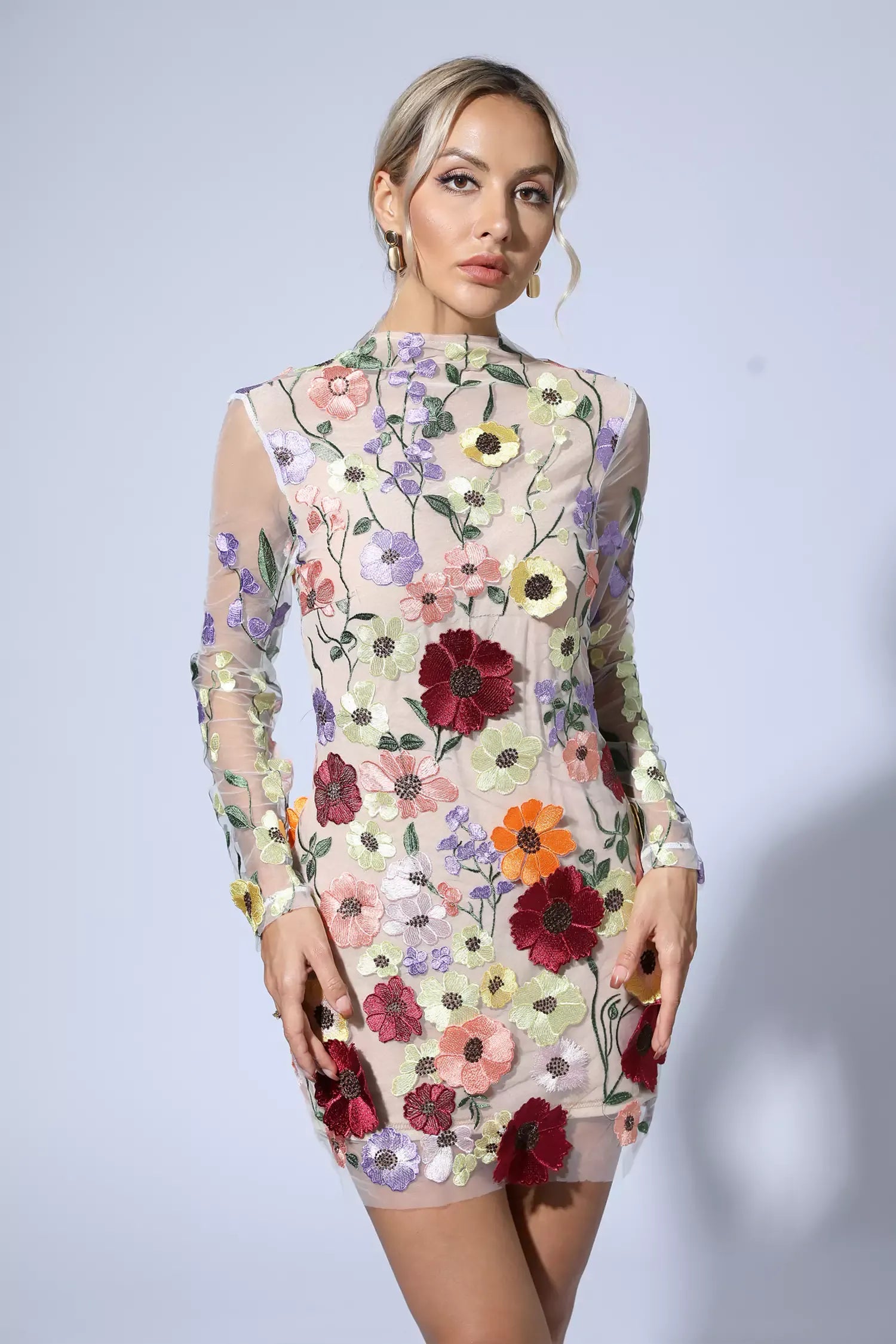 Danna Flesh Beyaz Çiçek Nakışlı Mini Elbise