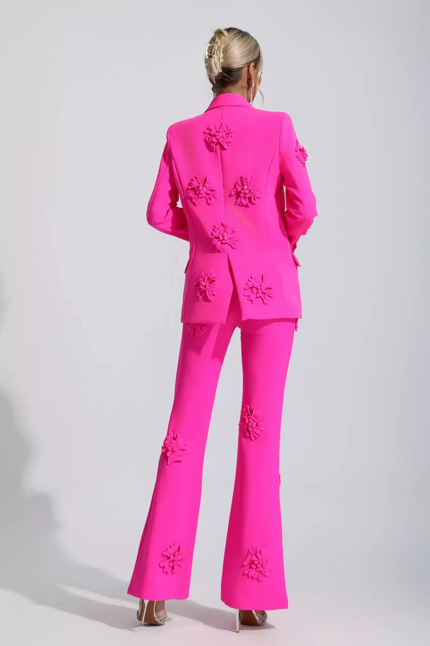 Ari Pembe Jakarlı Çiçekli Blazer Takım
