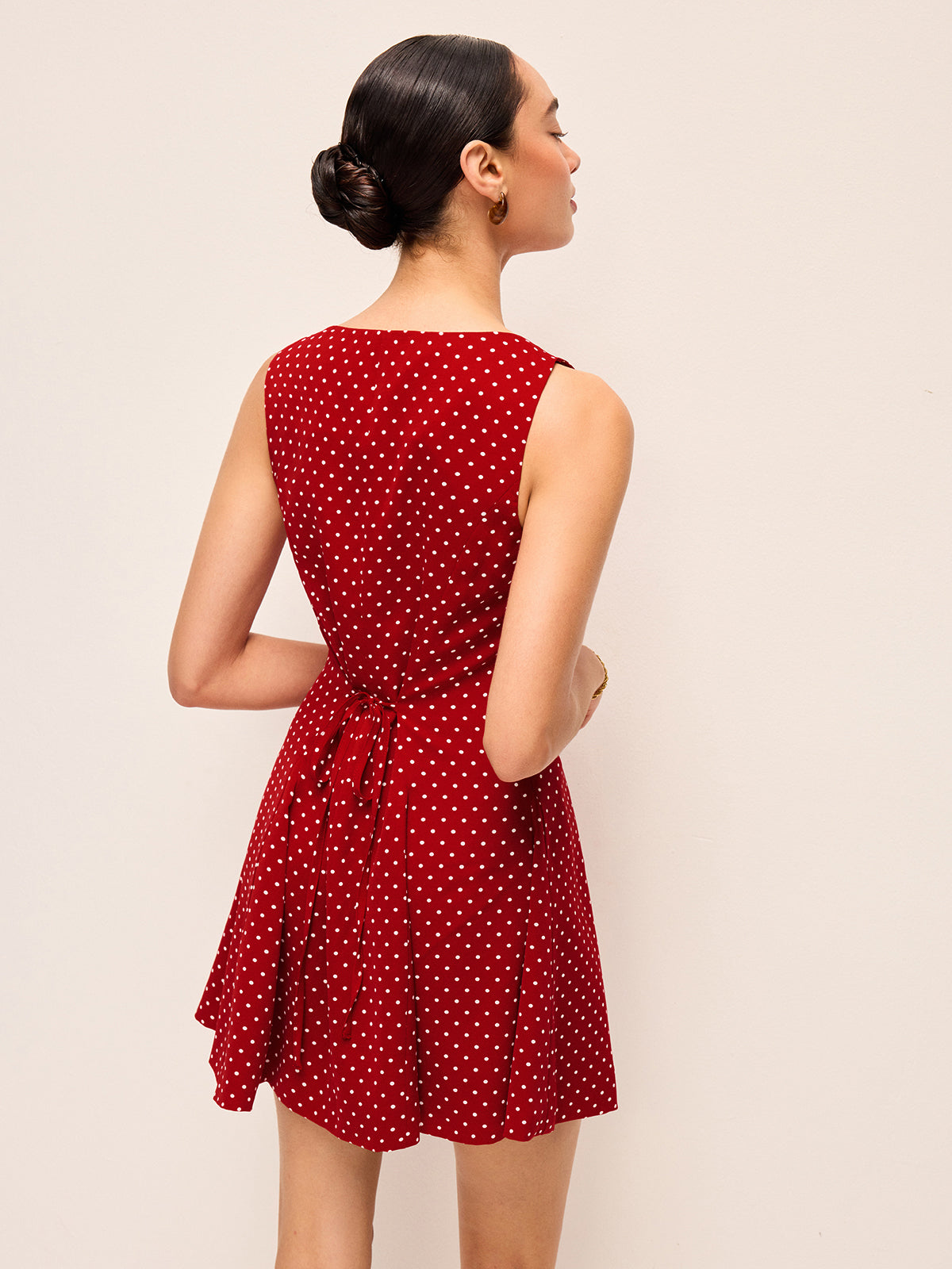 Polka Noktalı Kolsuz Bağcıklı Elbise