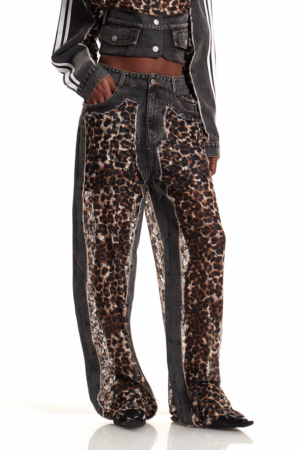Enki Leopar Desenli Dantelli Dekonstrüksiyon Kot Pantolon