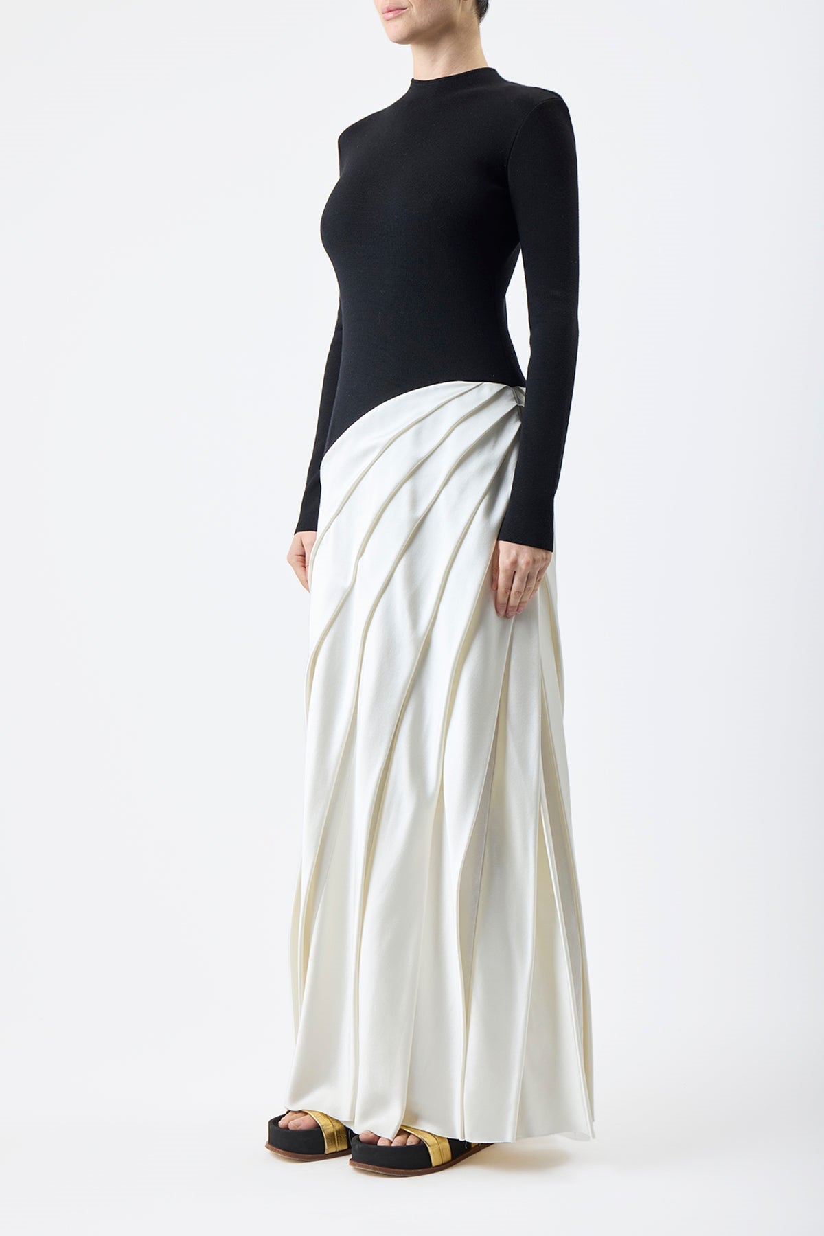 Marjorie Asimetrik Pileli Maxi Elbise
