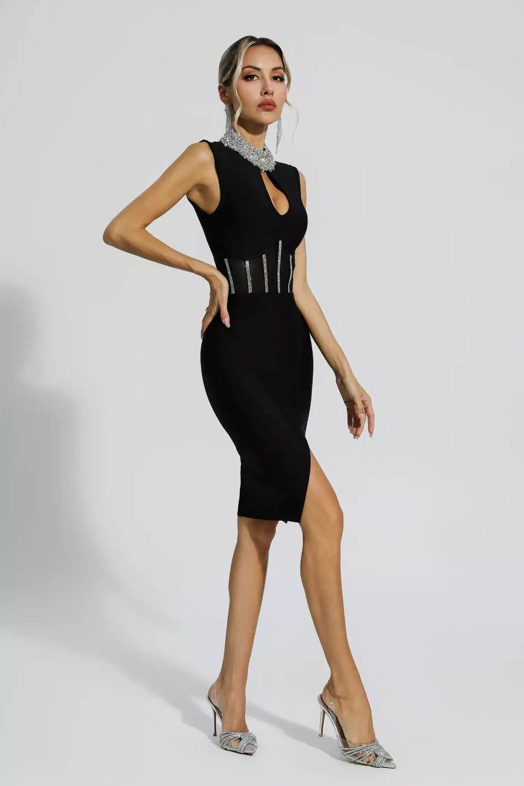 Marleigh Black Diamond İşlemeli Bandaj Midi Elbise