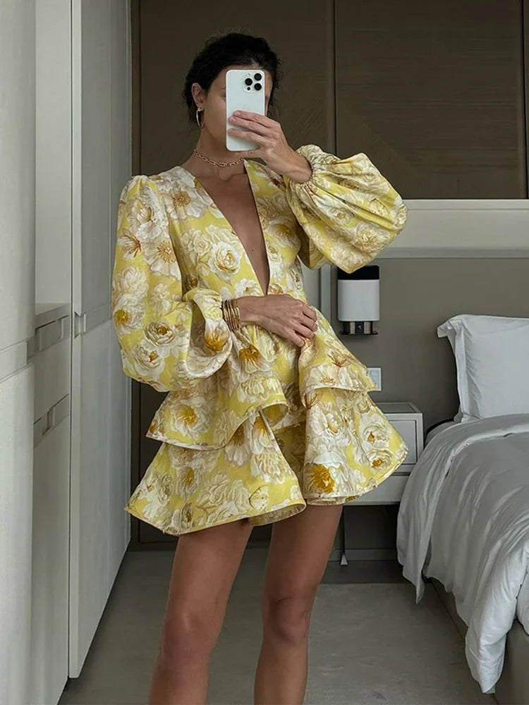Vynora Elbise