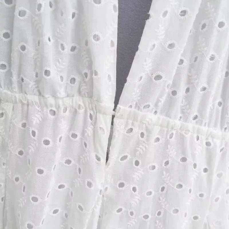 Halter Yaka Pamuklu Dantel Mini Elbise