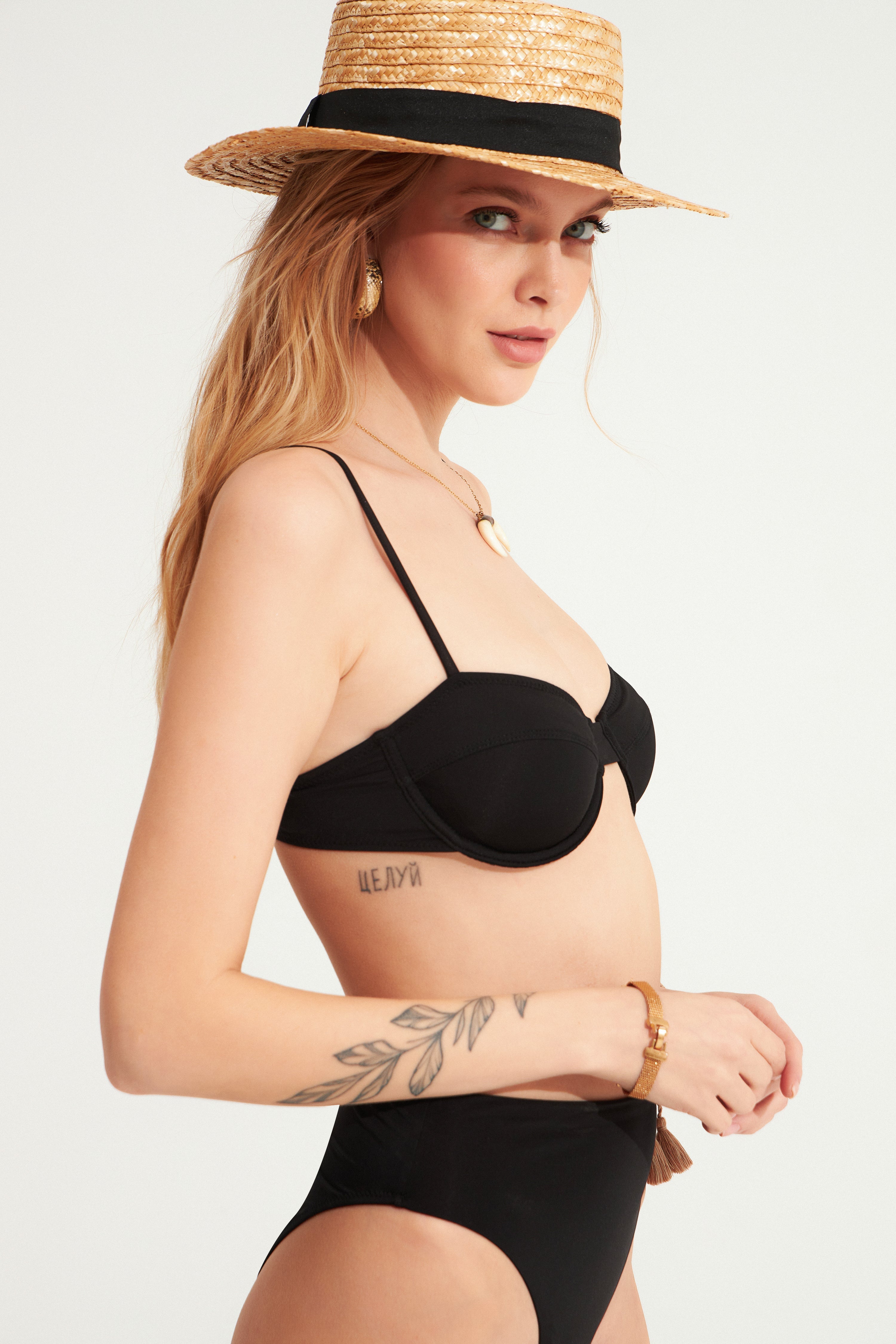 Scarlet Balconette Cup Bikini Üstü Jet Black