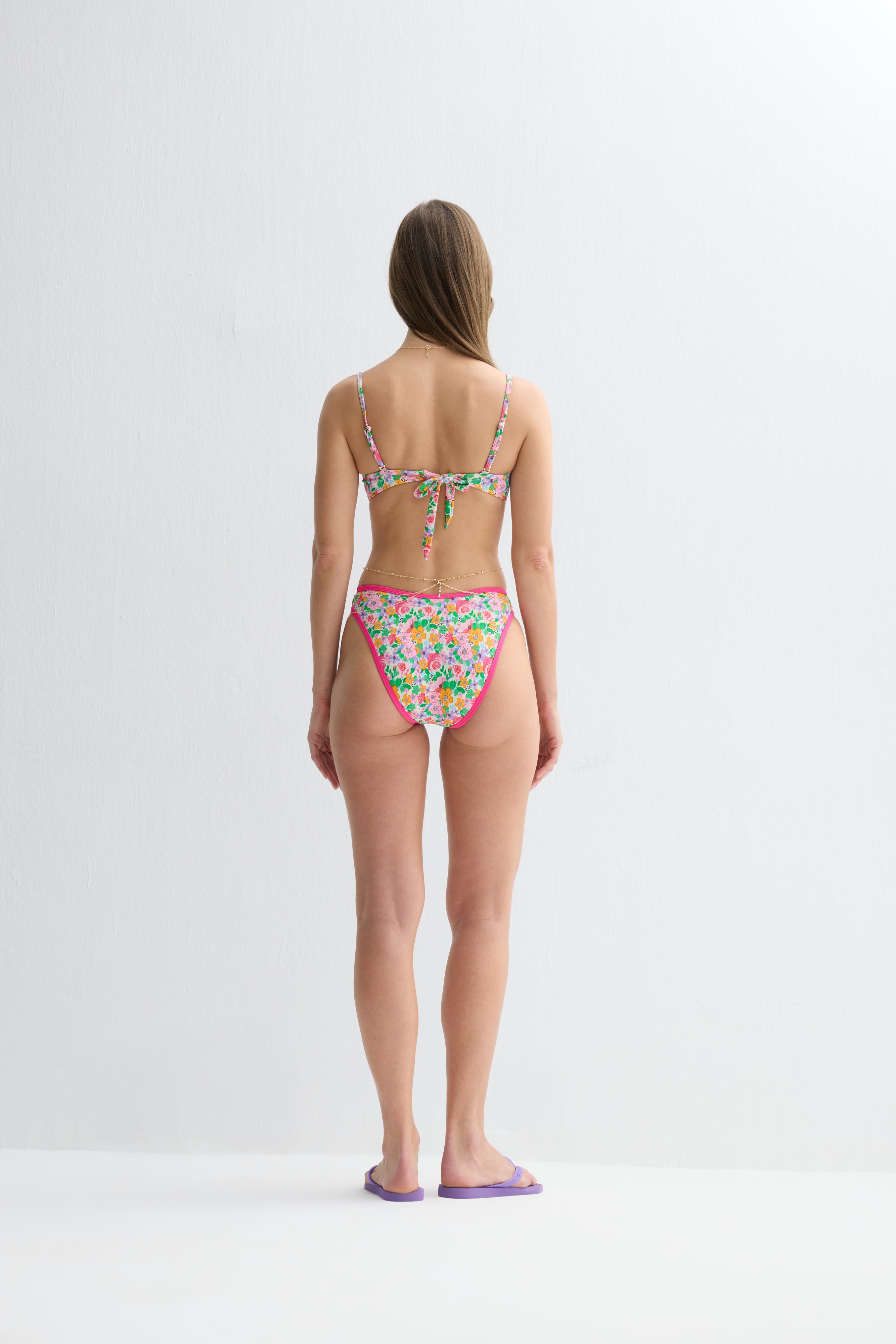 Banou Baskılı Fırfırlı Balconette Bikini Takımı In Fleur