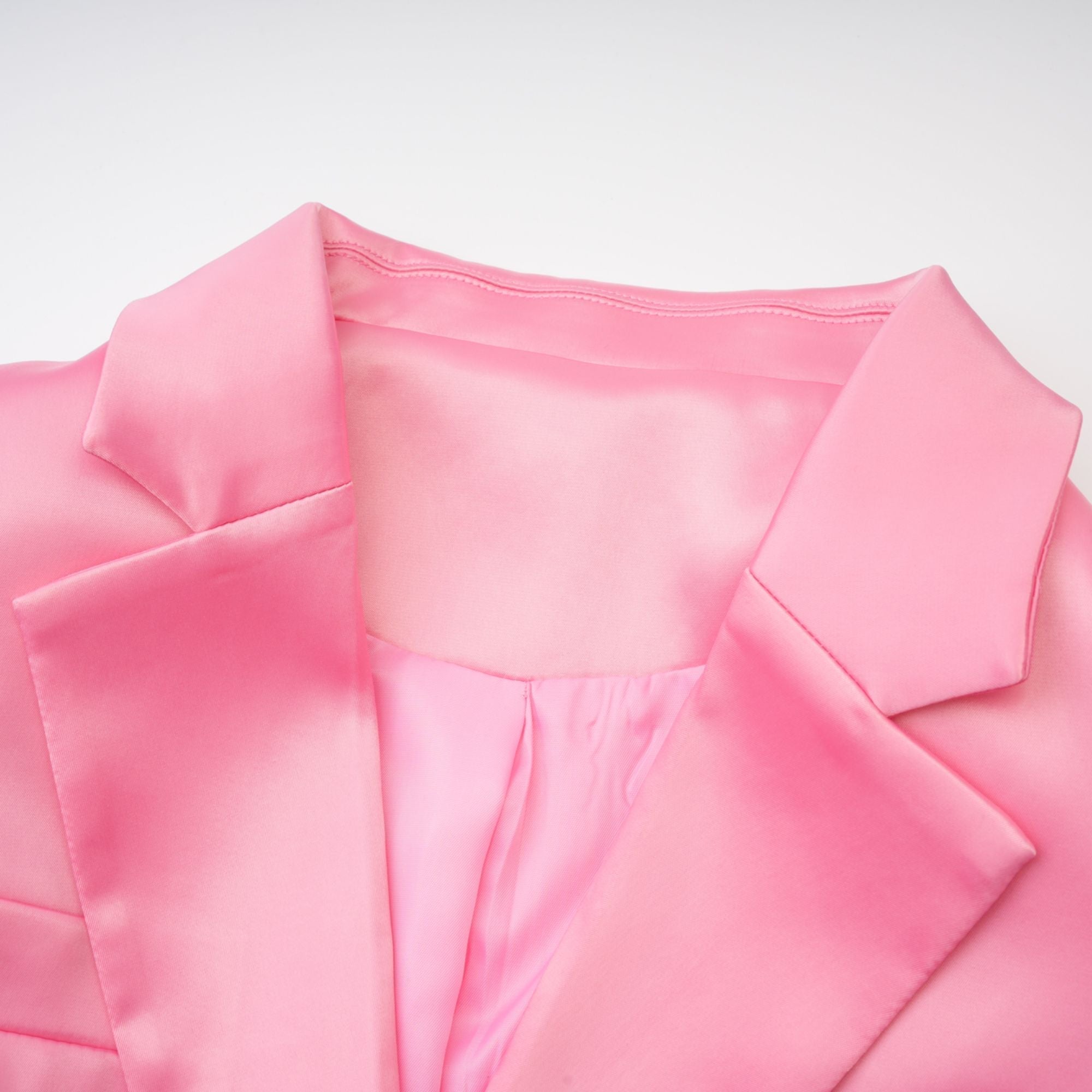 Coralie Pembe Belden Kuşaklı Saten Blazer Elbise