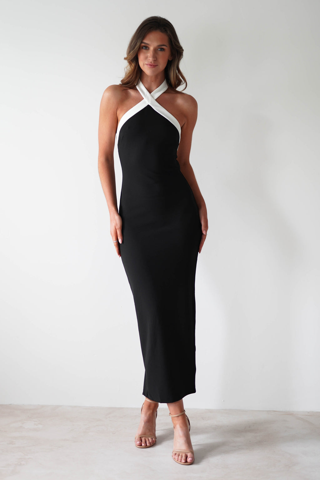 Donata Halterneck Maksi Elbise | Siyah/Beyaz