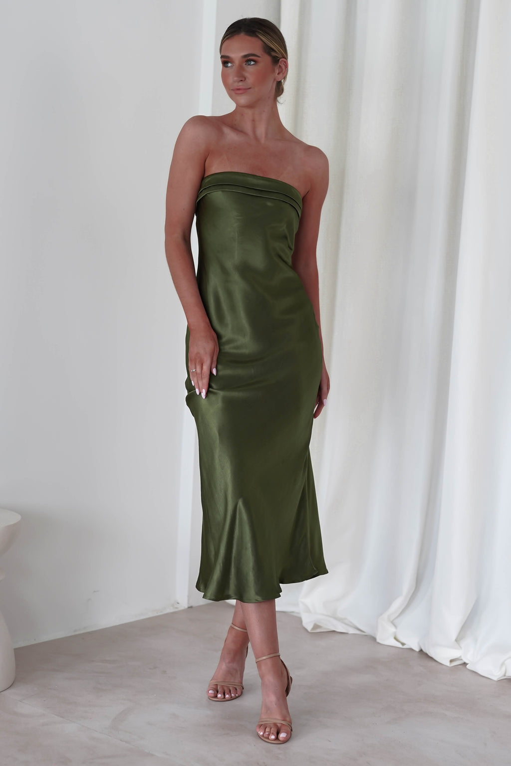 Lucia Yumuşak Saten Slip Midi Elbise | Zeytin